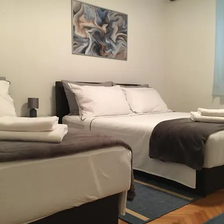Aurora Apartment Makarska