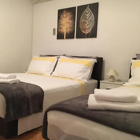 Aurora Apartment Makarska